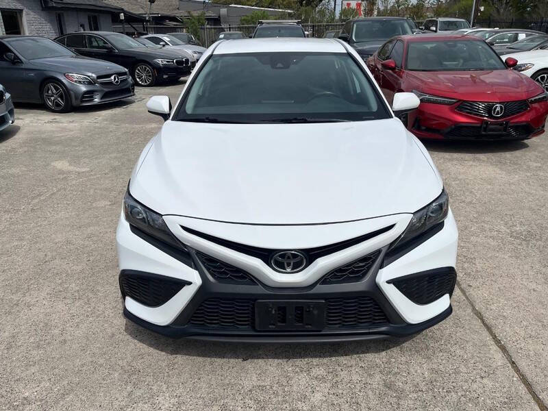 2021 Toyota Camry SE