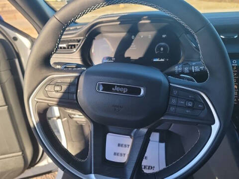 2026 Jeep Grand Cherokee Altitude