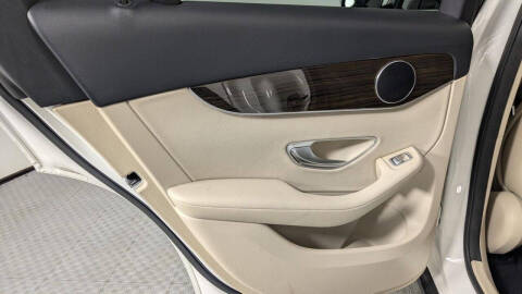 2019 Mercedes-Benz GLC GLC 300