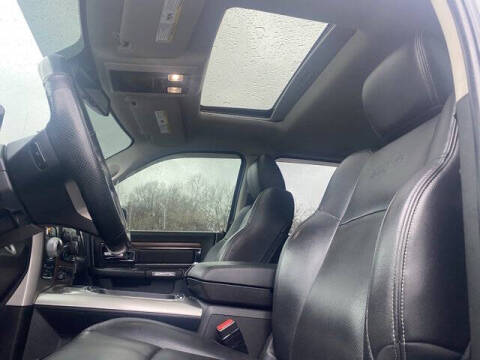 2017 RAM 1500 Laramie