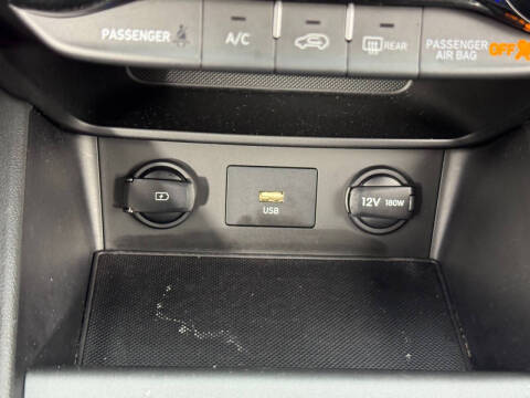 2022 Hyundai Kona SE