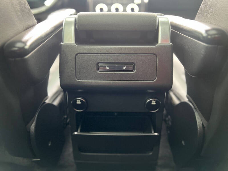 2017 Land Rover Discovery SE