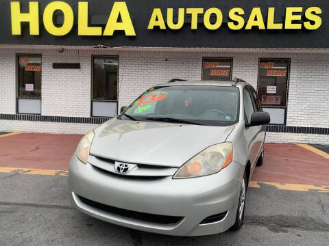 2009 Toyota Sienna for sale at HOLA AUTO SALES CHAMBLEE- BUY HERE PAY HERE - in Atlanta GA