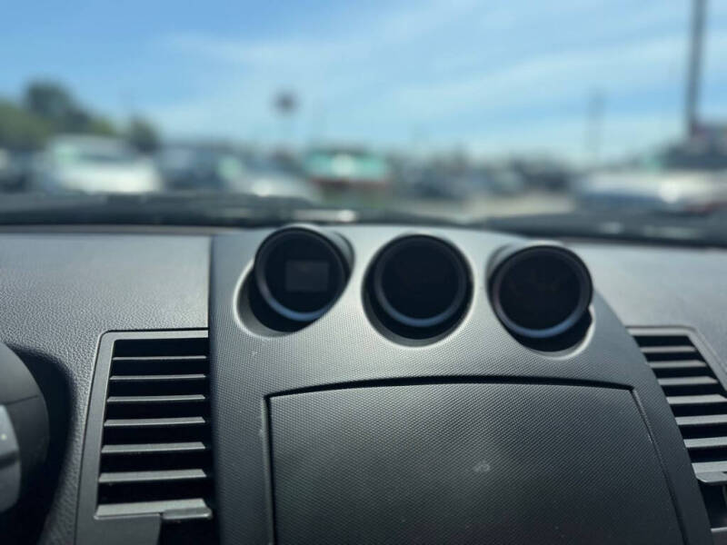 2004 Nissan 350Z