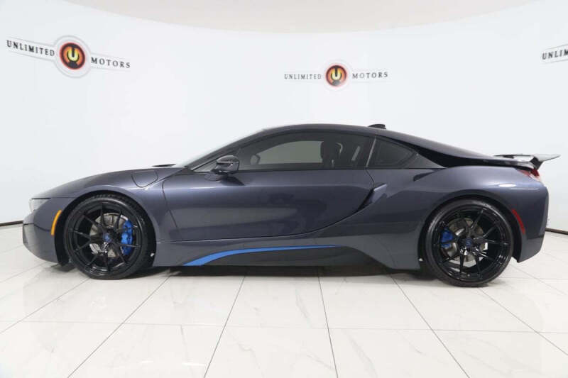 2017 BMW i8