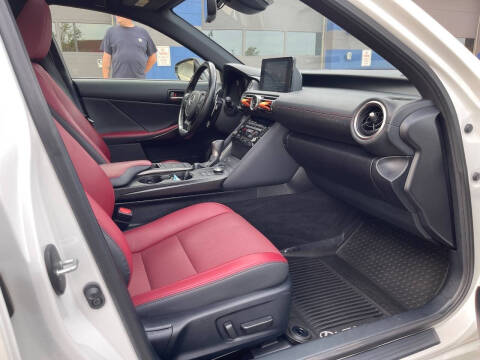 2021 Lexus IS 300