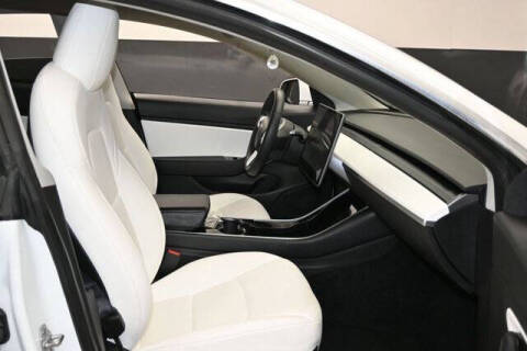 2020 Tesla Model 3 Standard Range Plus
