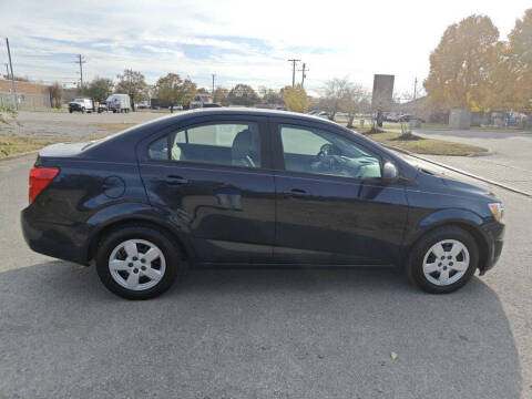 2016 Chevrolet Sonic LS Auto