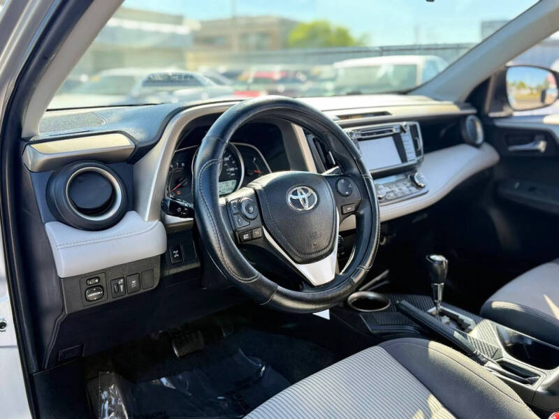 2015 Toyota RAV4 XLE