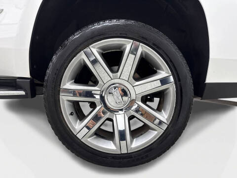 2018 Cadillac Escalade Luxury
