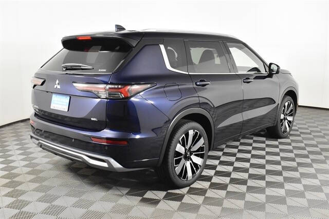 2025 Mitsubishi Outlander SEL