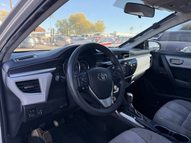 2015 Toyota Corolla LE