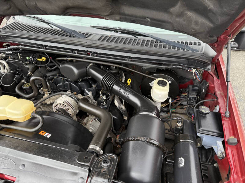 2004 Ford Excursion XLT