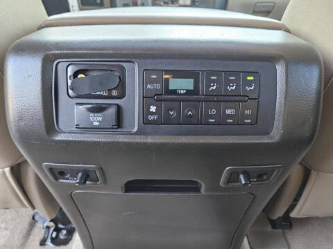 2011 Toyota Sequoia Platinum