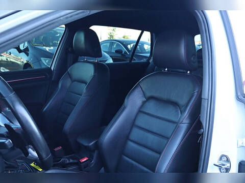 2021 Volkswagen Golf GTI Autobahn