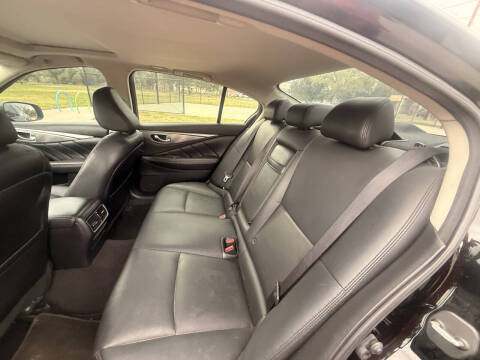 2015 Infiniti Q50