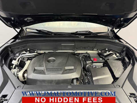 2017 Volvo XC90 T6 Momentum