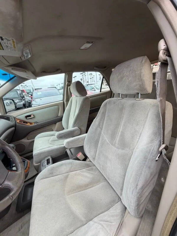 2000 Lexus RX 300