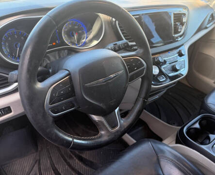 2018 Chrysler Pacifica Touring L