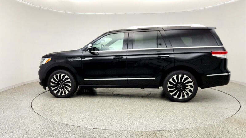 2022 Lincoln Navigator Black Label