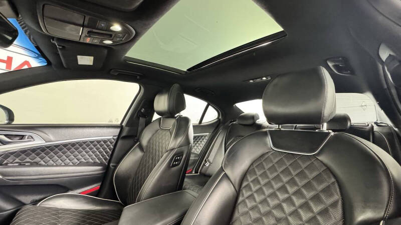 2020 Genesis G70
