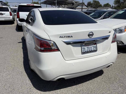 2015 Nissan Altima 2.5 SV