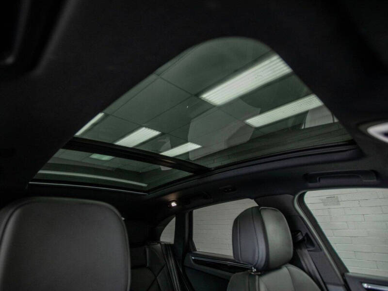 2024 Porsche Macan T