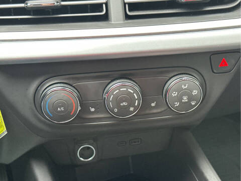 2025 Chevrolet Trax RS