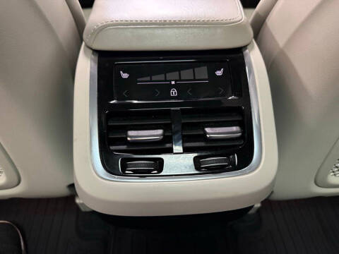 2021 Volvo XC60 T5 Inscription