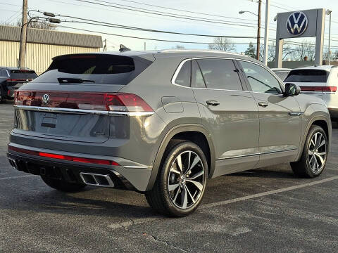 2026 Volkswagen Atlas Cross Sport SEL Premium R-Line 4Motion