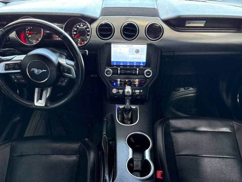 2022 Ford Mustang