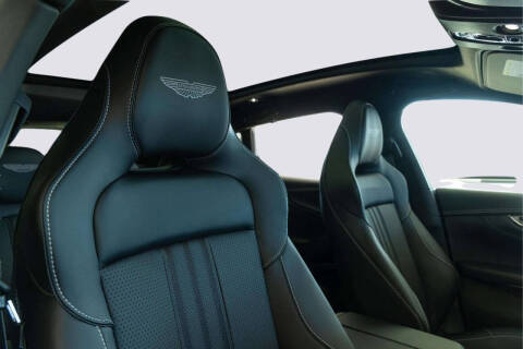 2026 Aston Martin DBX 707