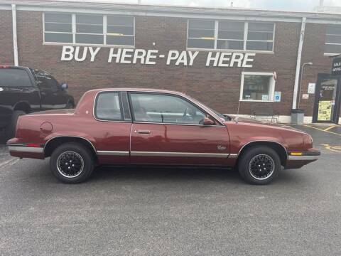 1987 Oldsmobile Cutlass Calais for sale at Kar Mart in Milan IL