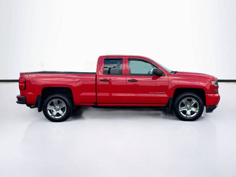 2017 Chevrolet Silverado 1500 Custom