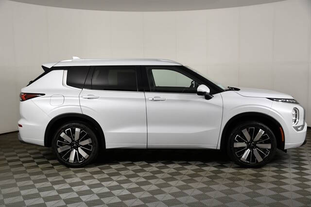 2026 Mitsubishi Outlander SEL