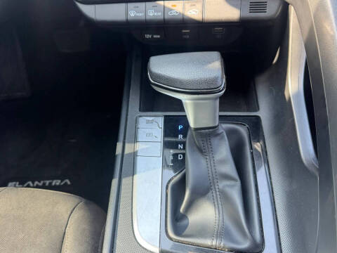 2022 Hyundai Elantra