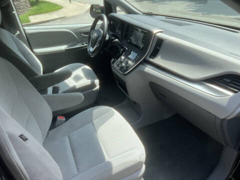 2020 Toyota Sienna L 7-Passenger