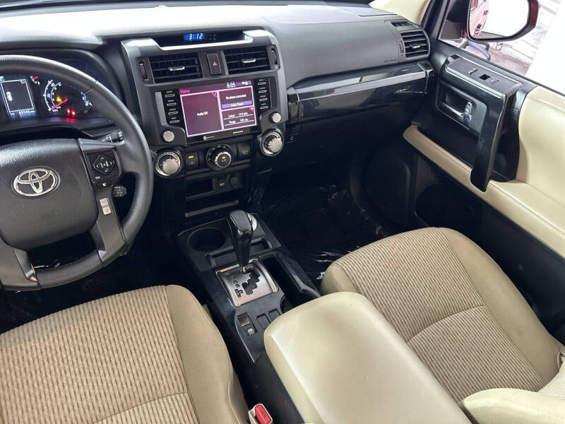 2022 Toyota 4Runner SR5