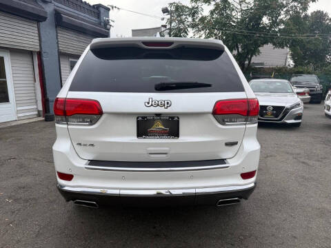 2017 Jeep Grand Cherokee Summit