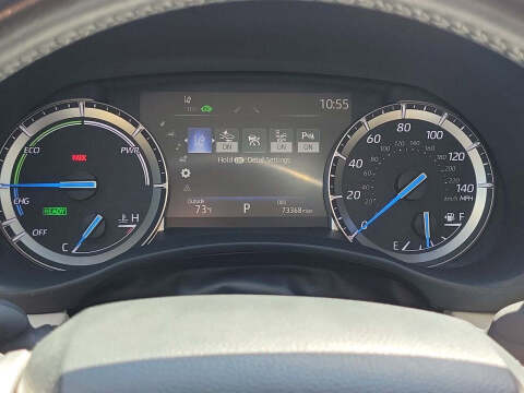 2022 Toyota Highlander Hybrid Platinum