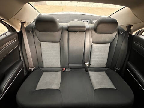 2019 Chrysler 300 Touring