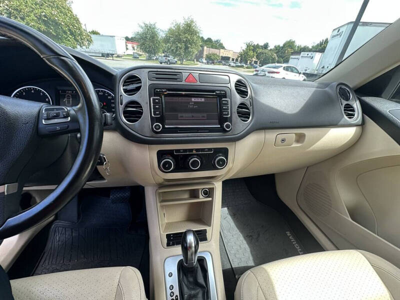 2011 Volkswagen Tiguan S