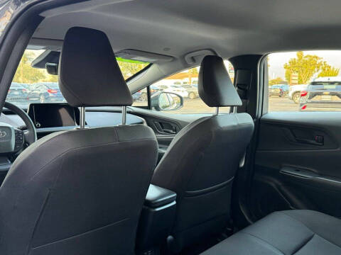 2024 Toyota Prius LE