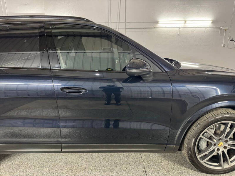 2022 Porsche Cayenne S
