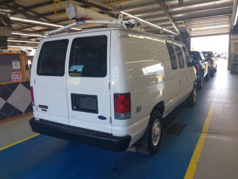 2010 Ford E-Series E-250
