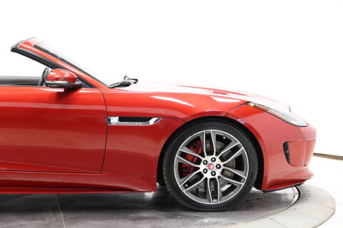 2016 Jaguar F-TYPE R