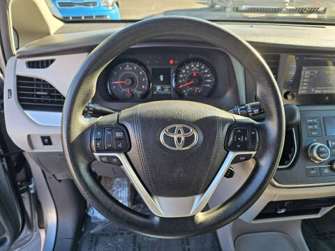 2016 Toyota Sienna L 7-Passenger