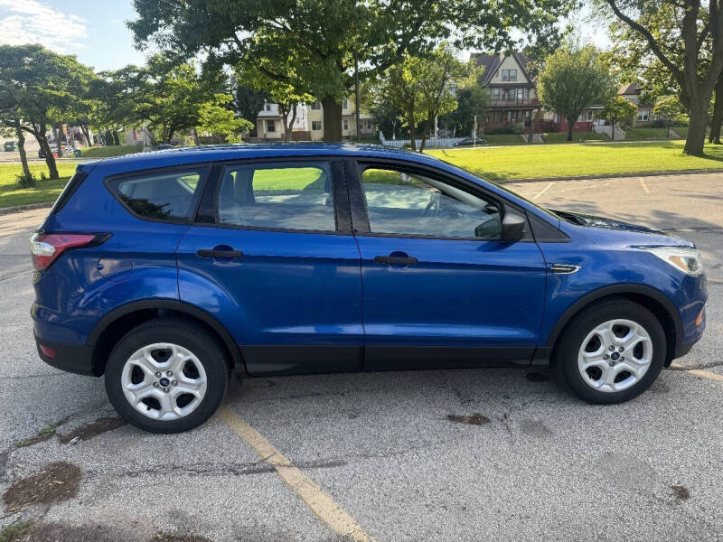 2017 Ford Escape S