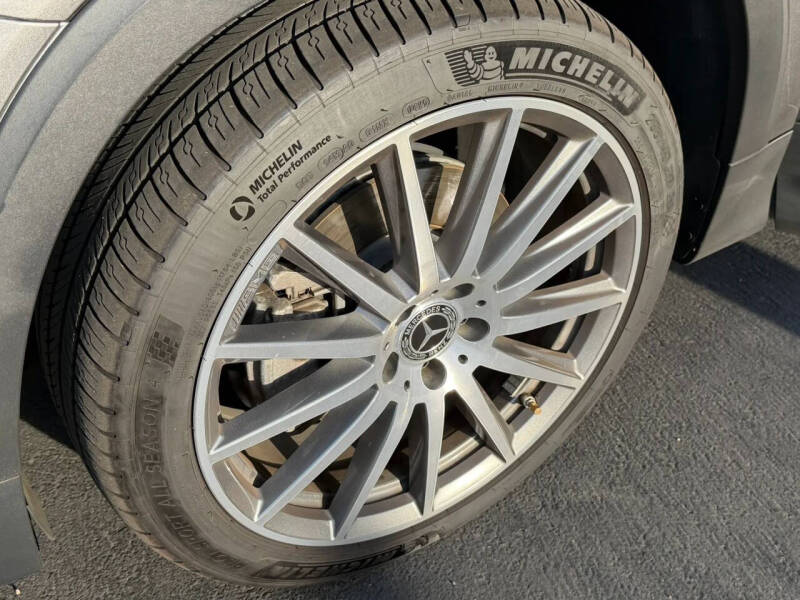 2022 Mercedes-Benz GLB GLB 250