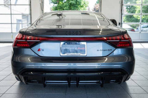 2026 Audi S e-tron GT quattro Prestige
